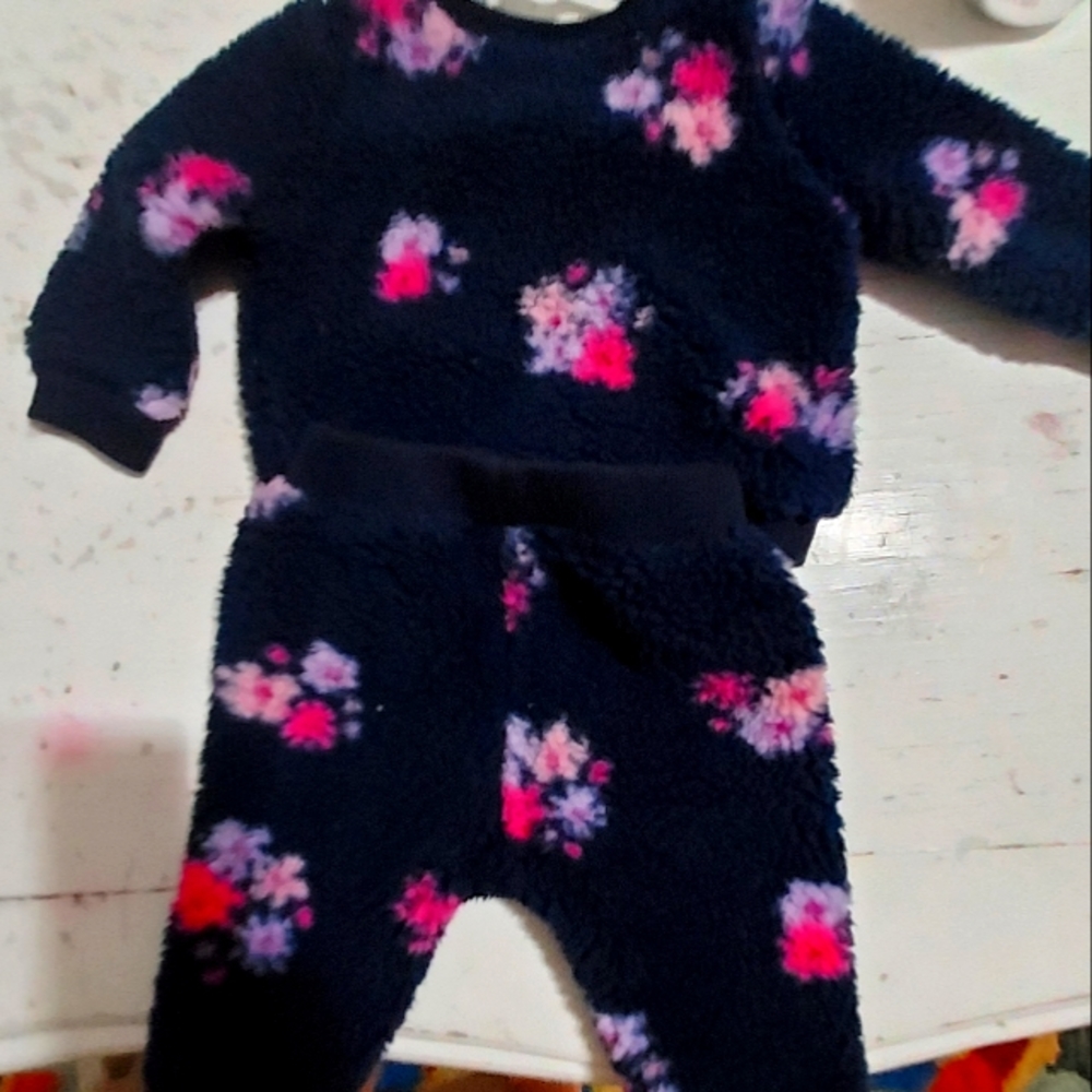 Cute floral two piece baby suit